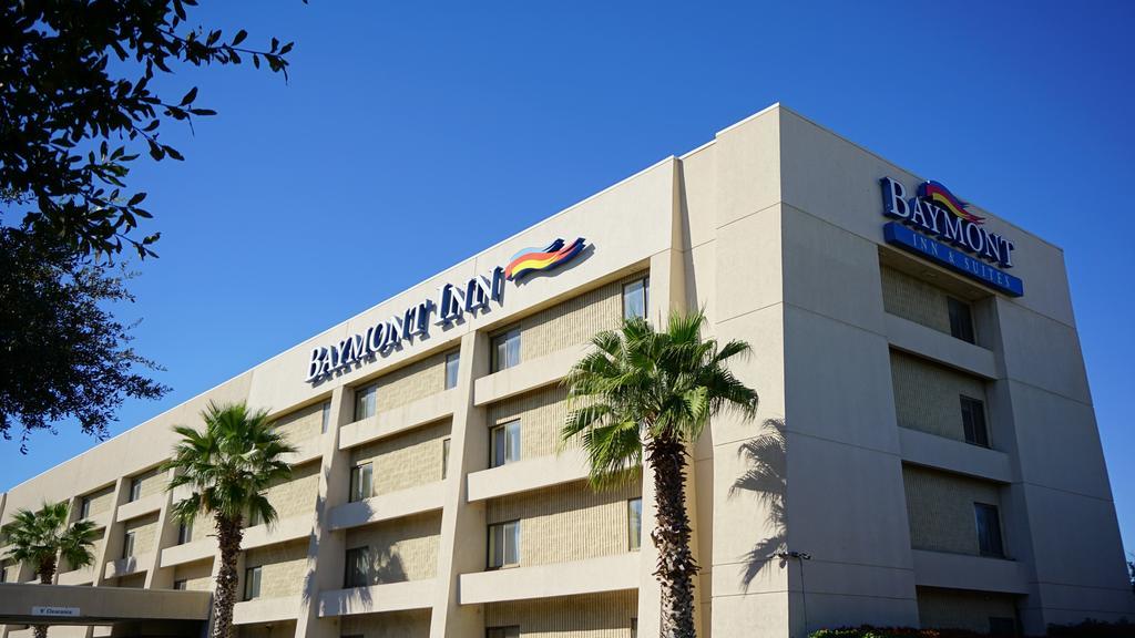 Baymont By Wyndham Arlington At Six Flags Dr Hotel Exterior photo